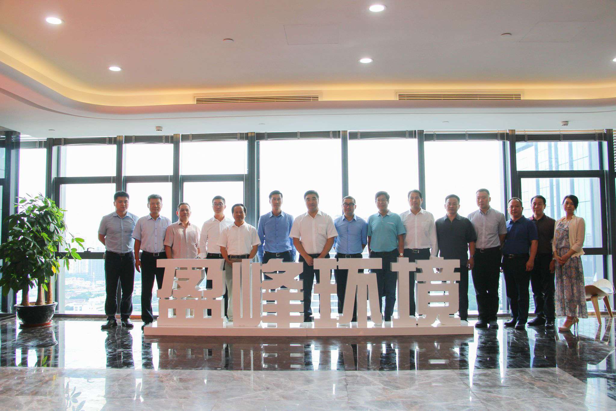 湖南省长沙市副市长刘明理一行莅临PA捕鱼官方网站环境参观考察